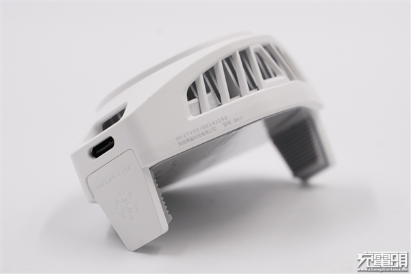 小米10定制版冰封散熱背夾BR11拆解:1分鐘降溫至15度的秘密在此