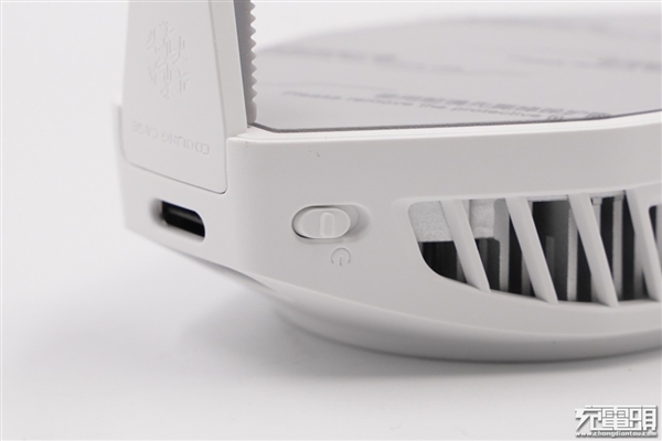 小米10定制版冰封散熱背夾BR11拆解:1分鐘降溫至15度的秘密在此