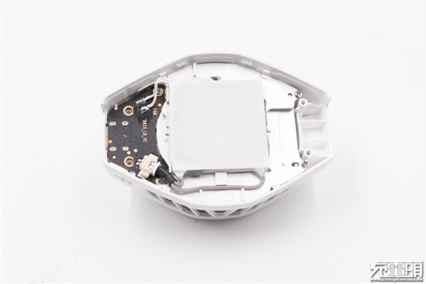 小米10定制版冰封散熱背夾BR11拆解:1分鐘降溫至15度的秘密在此