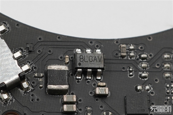 小米10定制版冰封散熱背夾BR11拆解:1分鐘降溫至15度的秘密在此