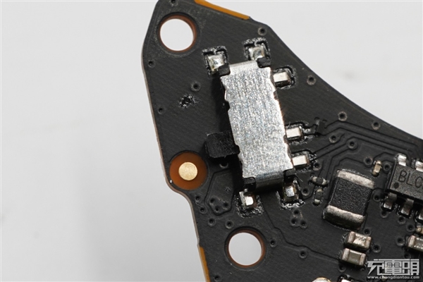 小米10定制版冰封散熱背夾BR11拆解:1分鐘降溫至15度的秘密在此