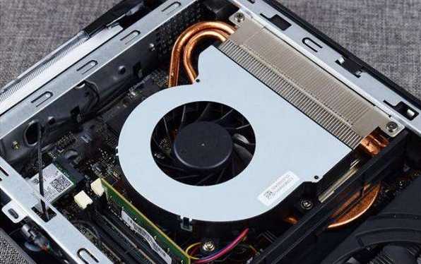 渦輪散熱器怎么樣？渦輪散熱和風(fēng)扇散熱適合什么機(jī)箱？