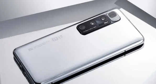 小米 10 官方科普：石墨烯在電池技術上的應用突破