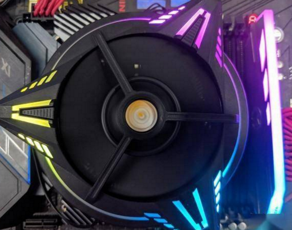 如何選擇風(fēng)冷散熱器和水冷散熱器？