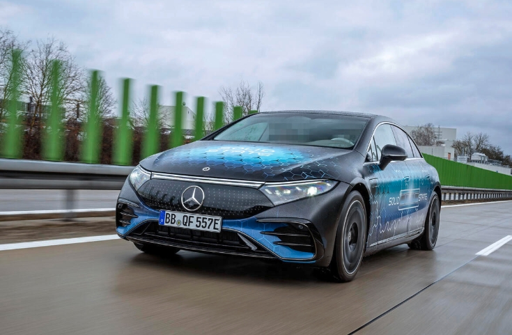 奔馳開始固態(tài)電池路測(cè)，續(xù)航近1000公里