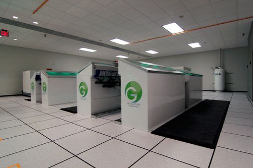 礦物油冷卻服務(wù)器