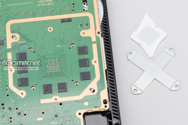 PS4 Pro主機(jī)拆解：散熱系統(tǒng)嘆為觀止